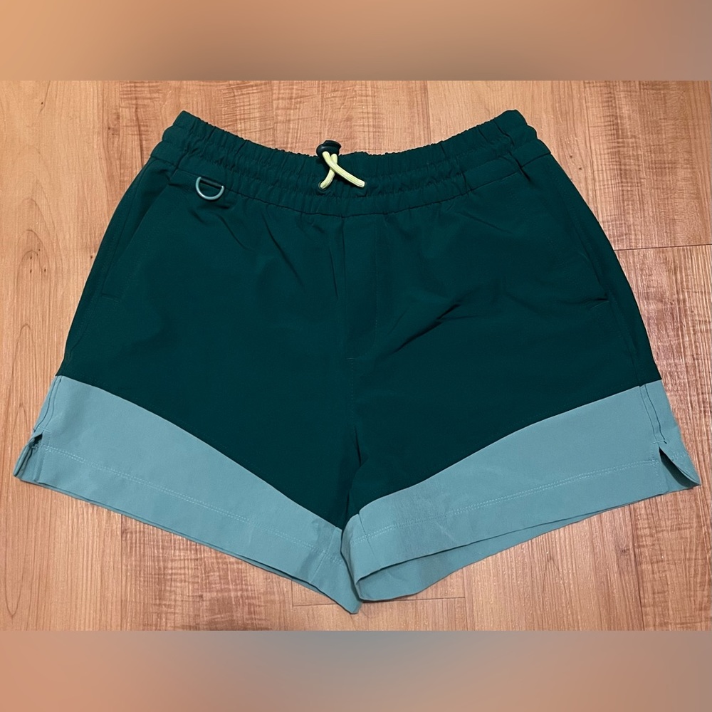 Old Navy Athletic Shorts: Women’s M